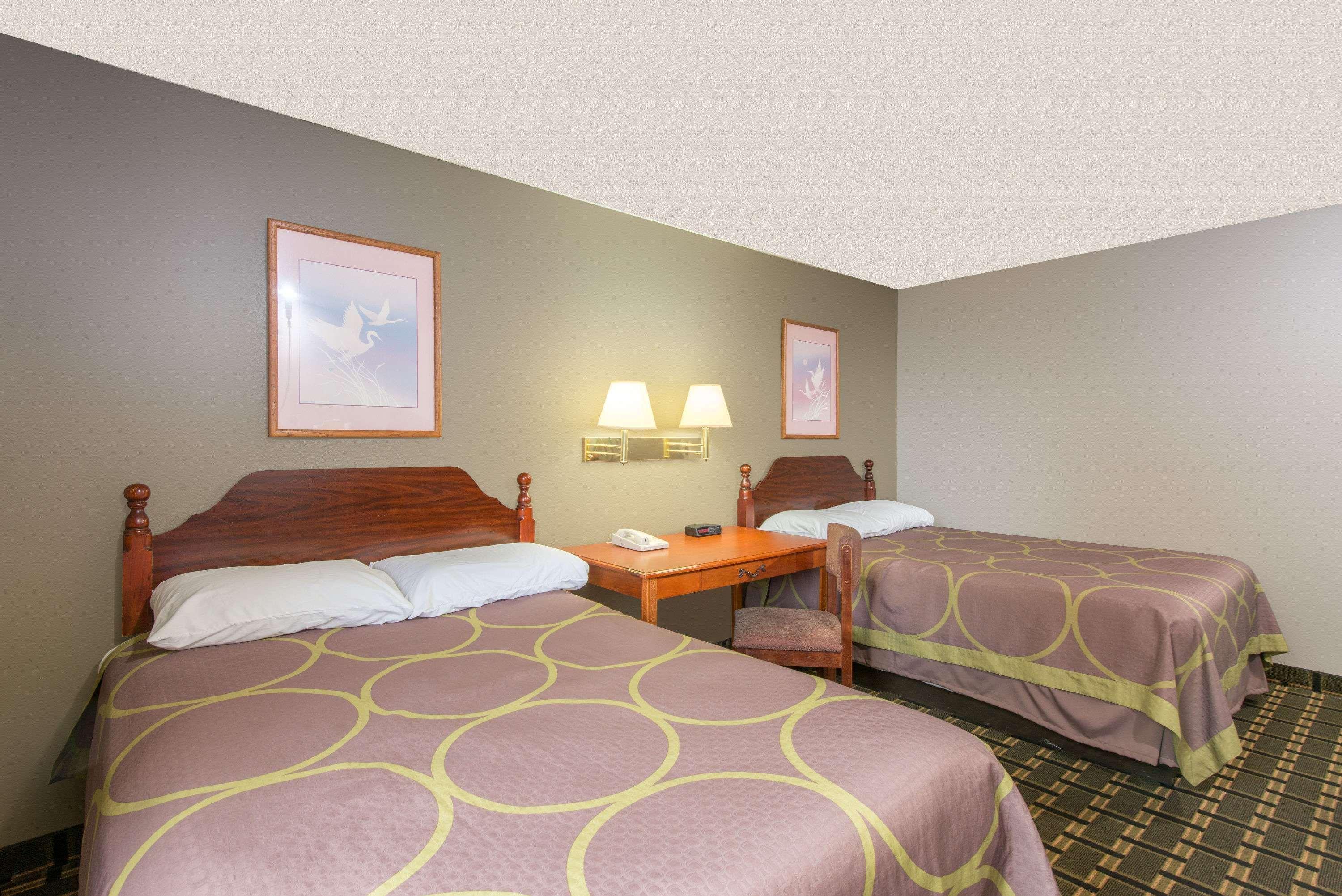 Super 8 By Wyndham Youngstown/Austintown Dış mekan fotoğraf