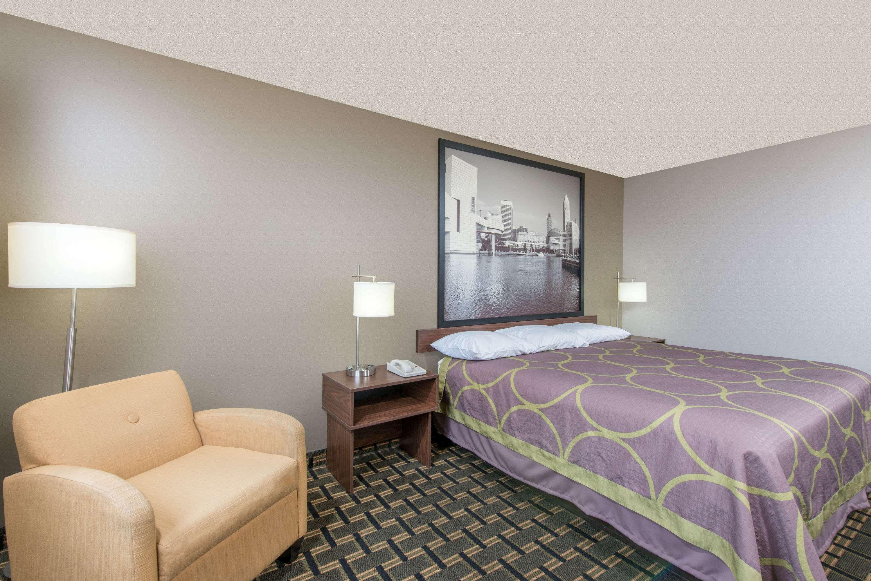 Super 8 By Wyndham Youngstown/Austintown Dış mekan fotoğraf