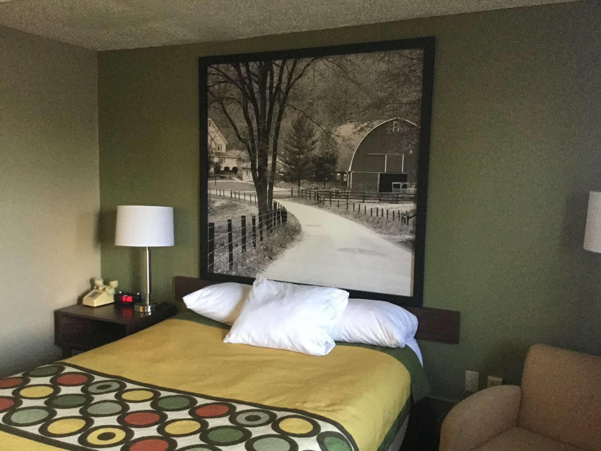 Super 8 By Wyndham Youngstown/Austintown Dış mekan fotoğraf