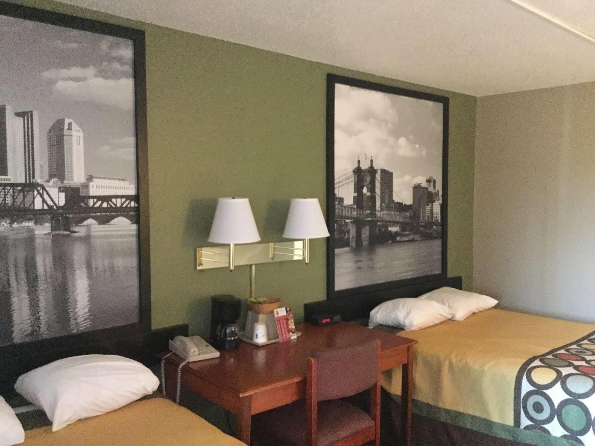 Super 8 By Wyndham Youngstown/Austintown Dış mekan fotoğraf